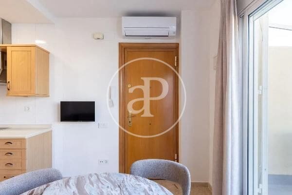 1 soveværelse Penthouse til leje i Valencia by - € 1.200 (Ref: 9608148)