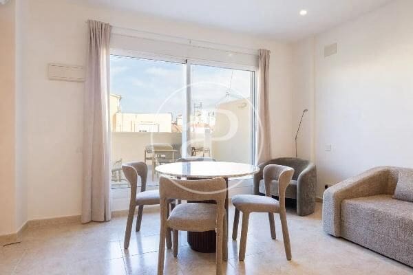1 soveværelse Penthouse til leje i Valencia by - € 1.200 (Ref: 9608148)