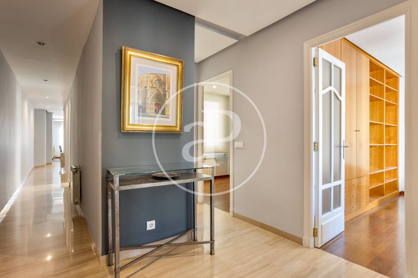 4 bedroom Apartment for rent in Valencia city - € 1,950 (Ref: 9611616)