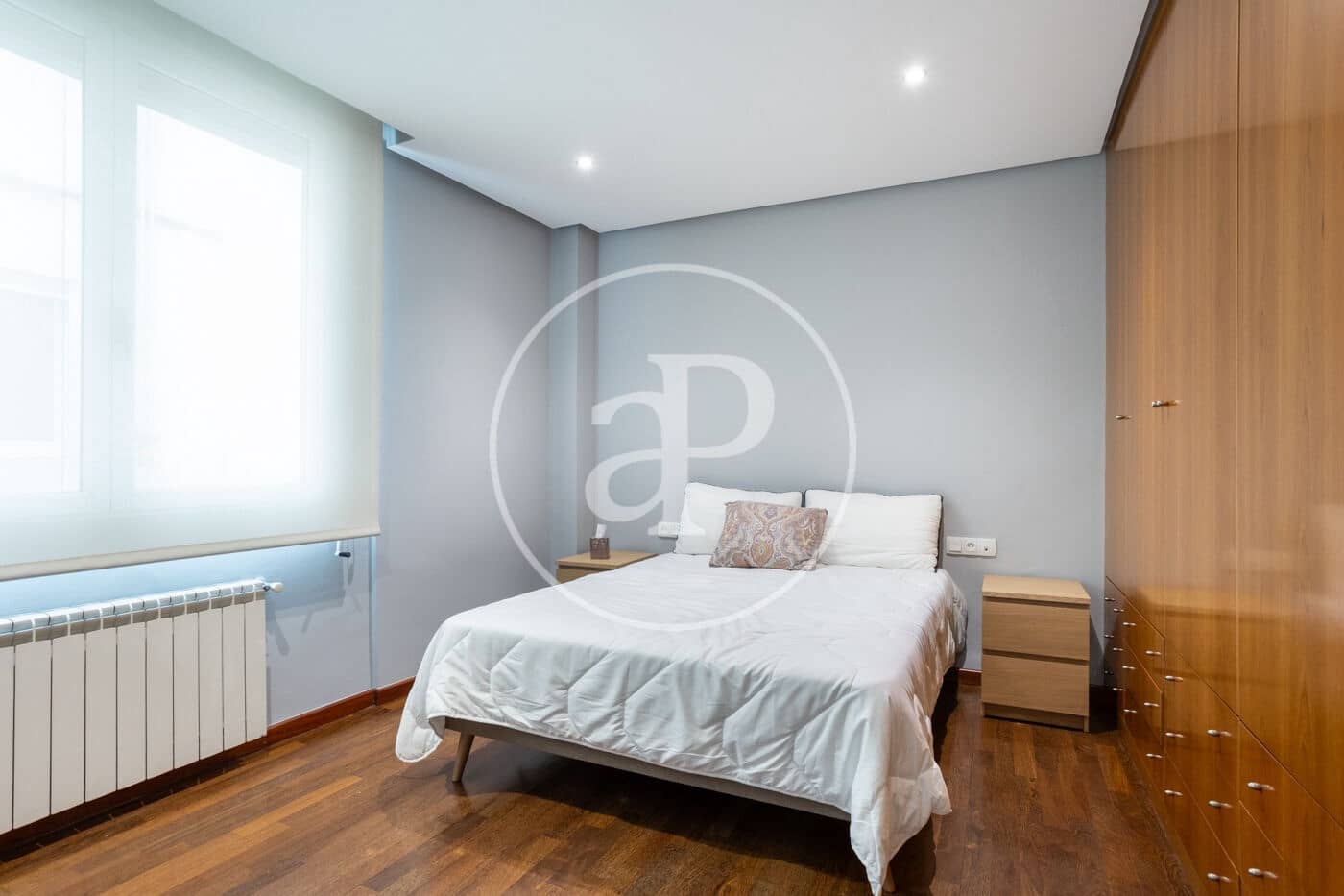 4 bedroom Apartment for rent in Valencia city - € 1,950 (Ref: 9611616)