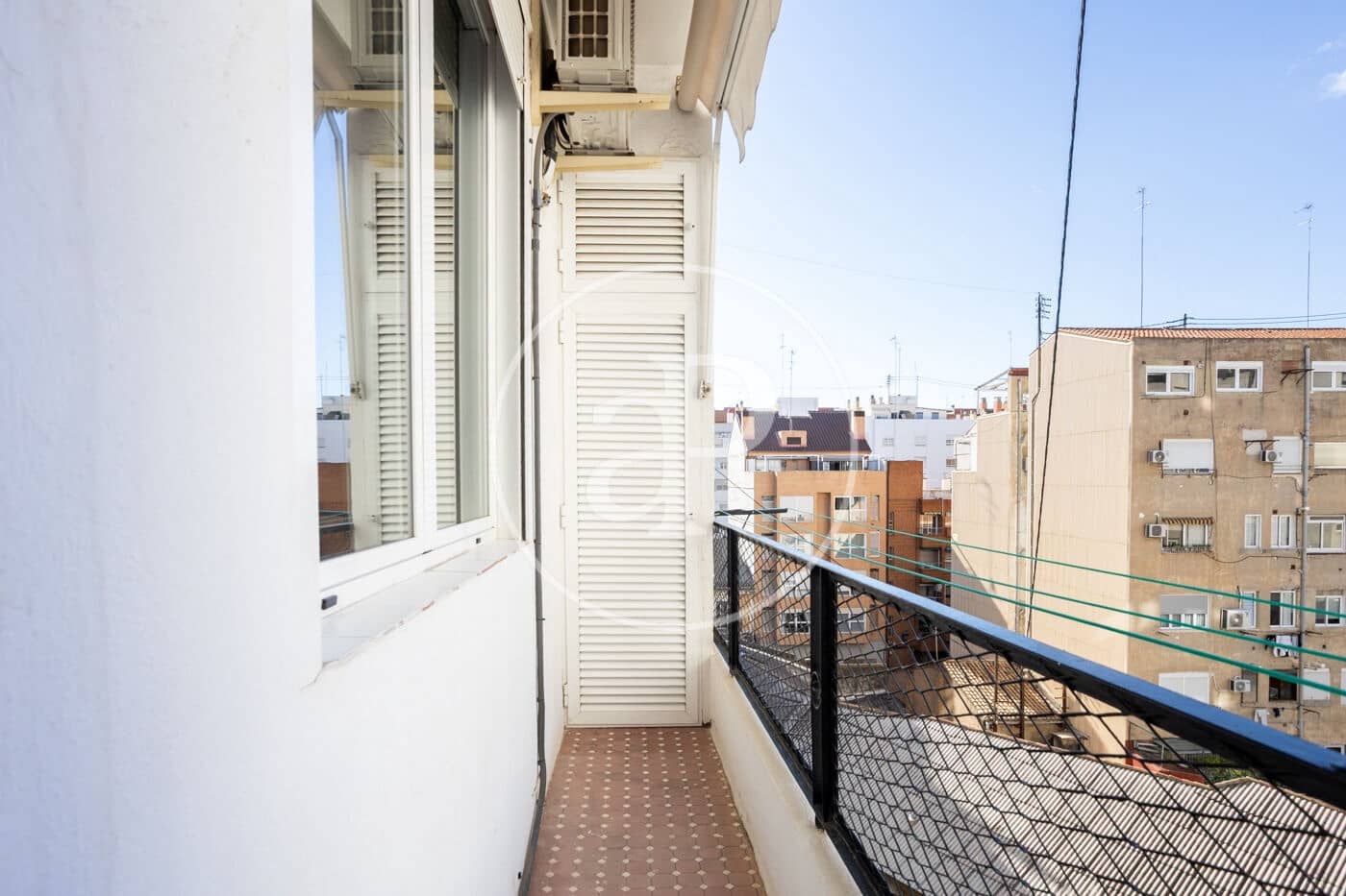 4 bedroom Apartment for rent in Valencia city - € 1,950 (Ref: 9611616)