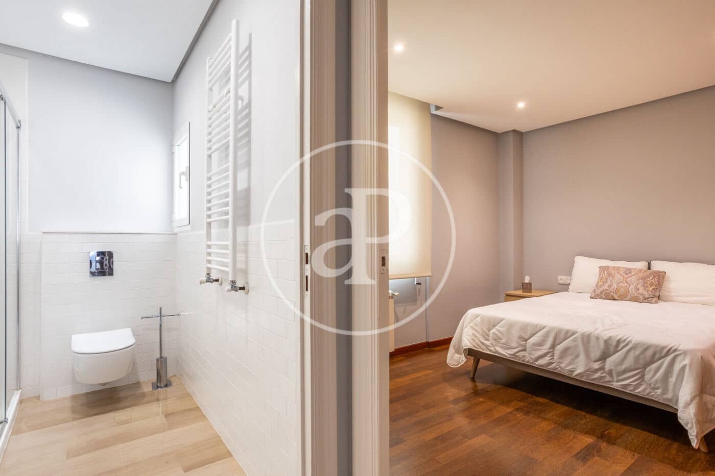 4 bedroom Apartment for rent in Valencia city - € 1,950 (Ref: 9611616)