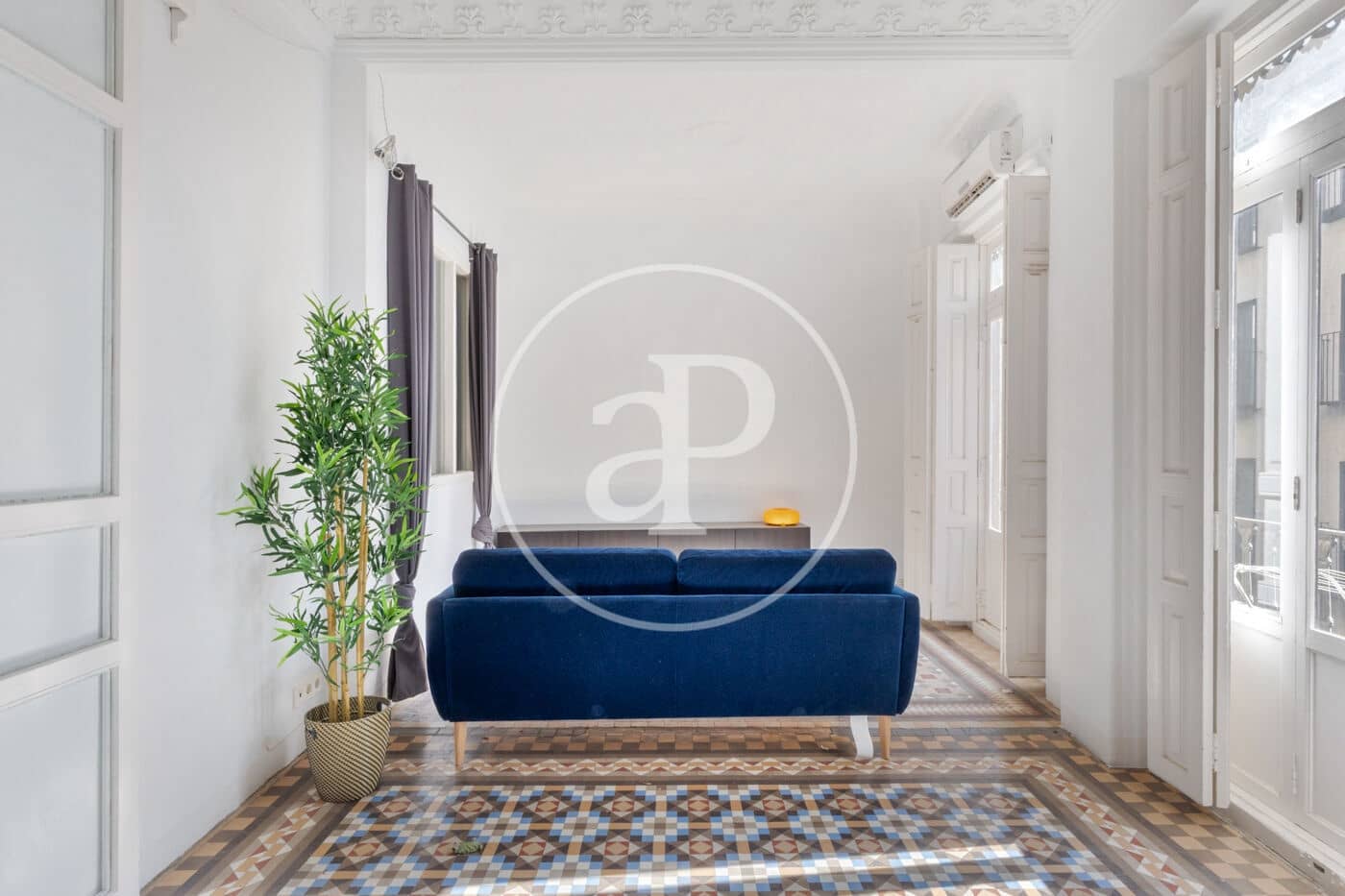 2 soverom Leilighet til leie i Valencia by - € 1 600 (Ref: 9611618)