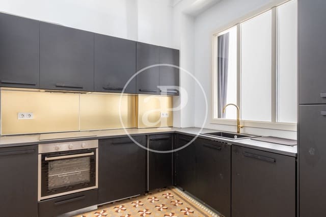 2 soverom Leilighet til leie i El Mercat, Valencia by - € 1 600 (Ref: 9611618)