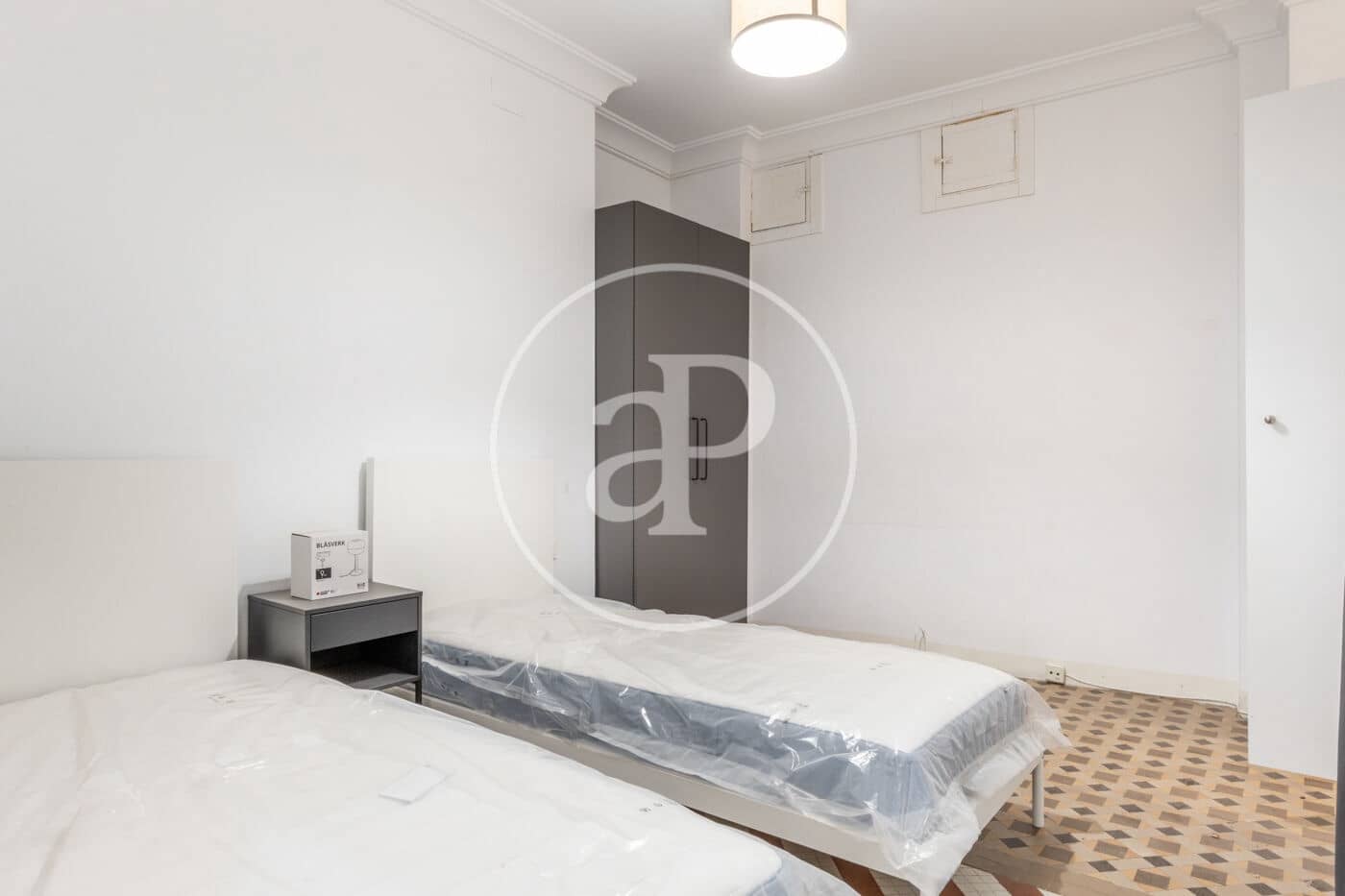 2 soverom Leilighet til leie i Valencia by - € 1 600 (Ref: 9611618)