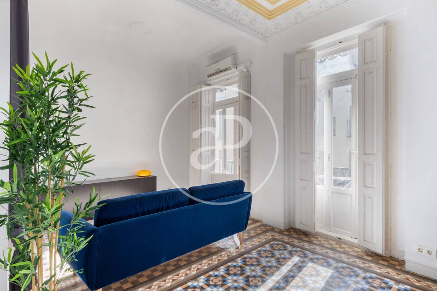 2 soverom Leilighet til leie i Valencia by - € 1 600 (Ref: 9611618)