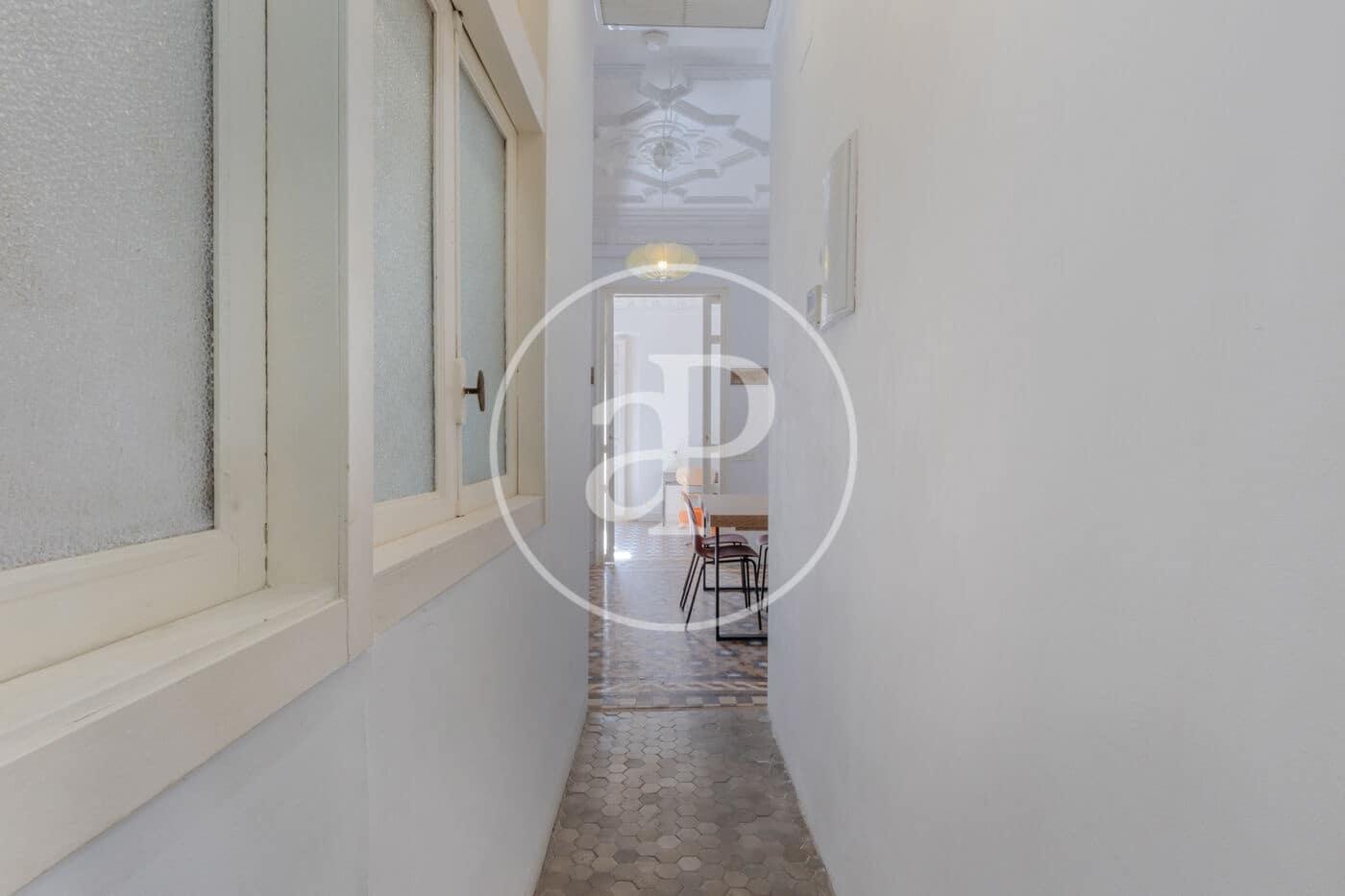 2 soverom Leilighet til leie i Valencia by - € 1 600 (Ref: 9611618)