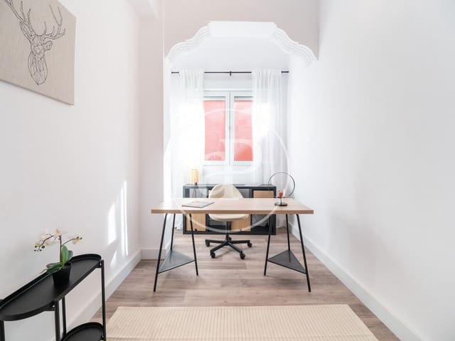 3 makuuhuone Huoneisto vuokrattavana paikassa Mestalla, Valencia kaupunki - 1 650 € (Ref: 9616175)