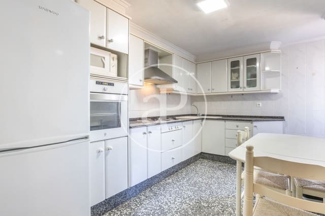 3 sovrum Lägenhet till salu i Malilla, Valencia stad - 275 000 € (Ref: 9616177)