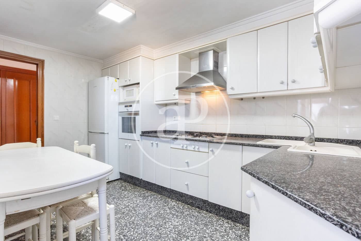 3 sovrum Lägenhet till salu i Valencia stad - 275 000 € (Ref: 9616177)