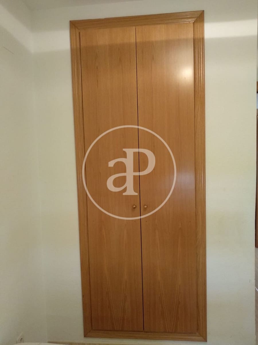 2 bedroom Apartment for sale in Oropesa  with pool - € 125,000 (Ref: 9616178)