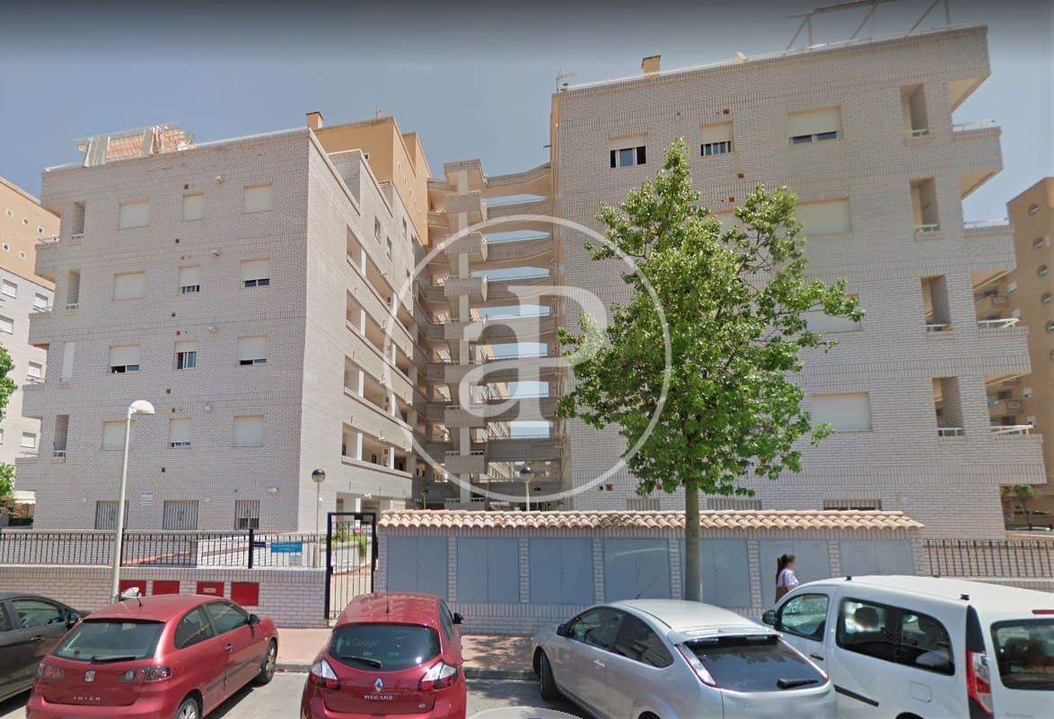 2 bedroom Apartment for sale in Oropesa  with pool - € 125,000 (Ref: 9616178)