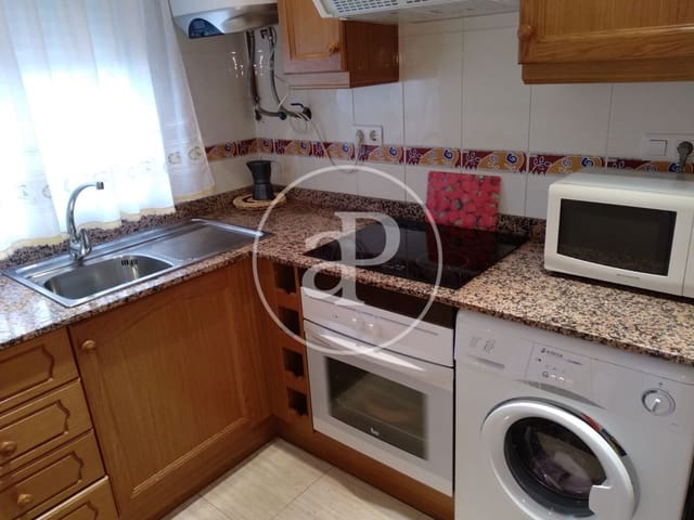 2 bedroom Apartment for sale in Oropesa  with pool - € 125,000 (Ref: 9616178)