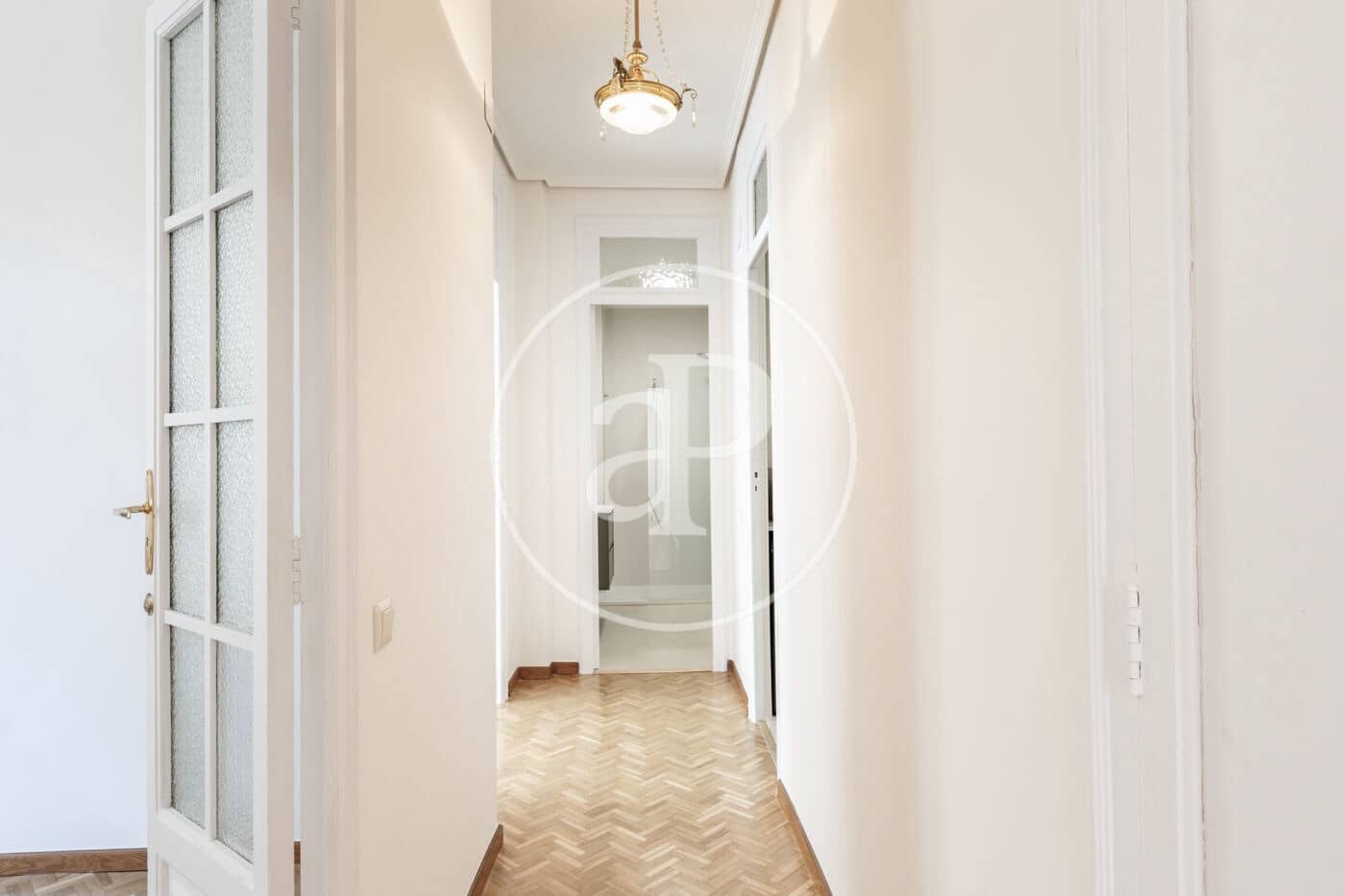 3 soverom Leilighet til leie i Valencia by - € 2 500 (Ref: 9619600)