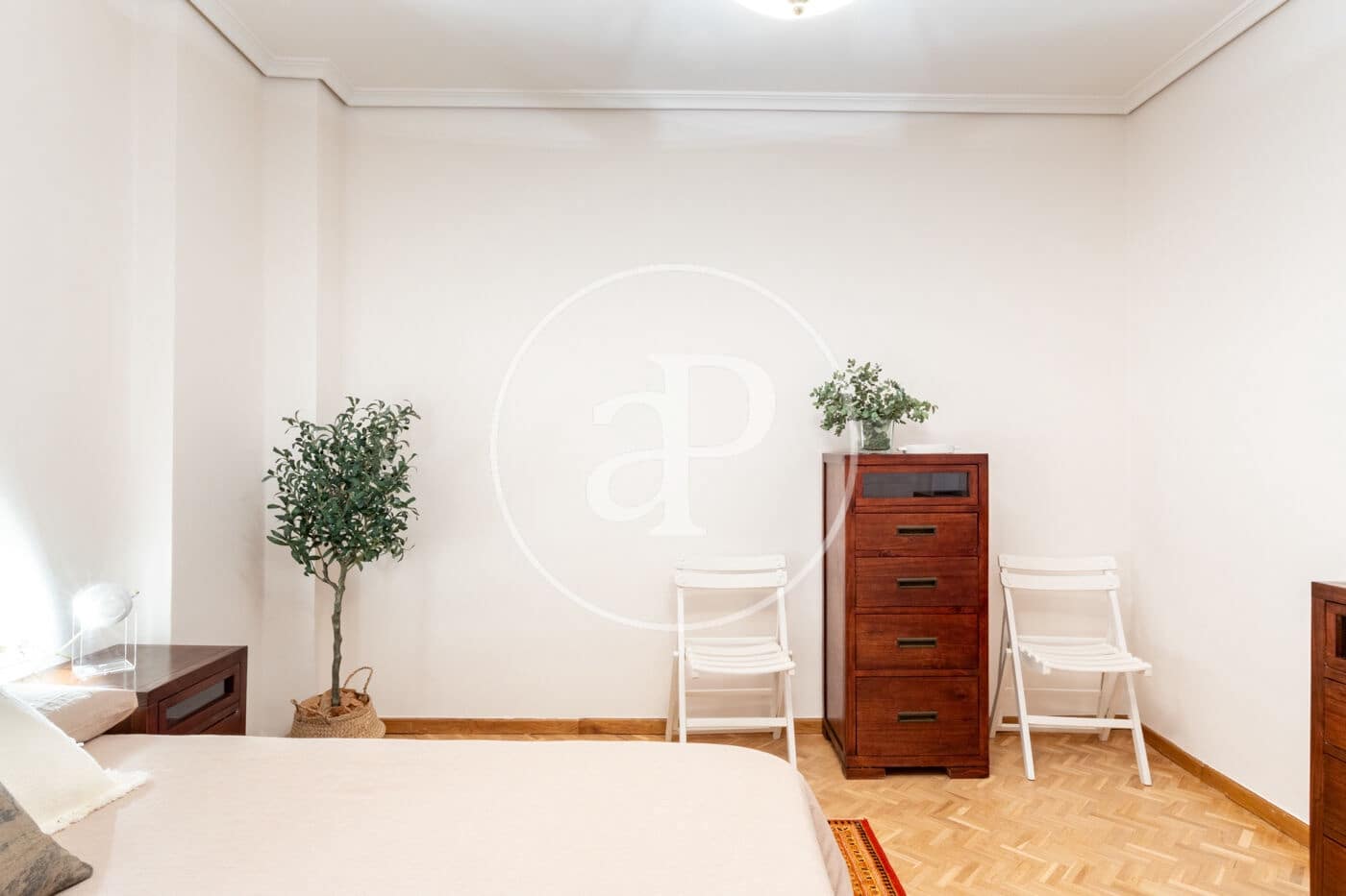 3 soverom Leilighet til leie i Valencia by - € 2 500 (Ref: 9619600)