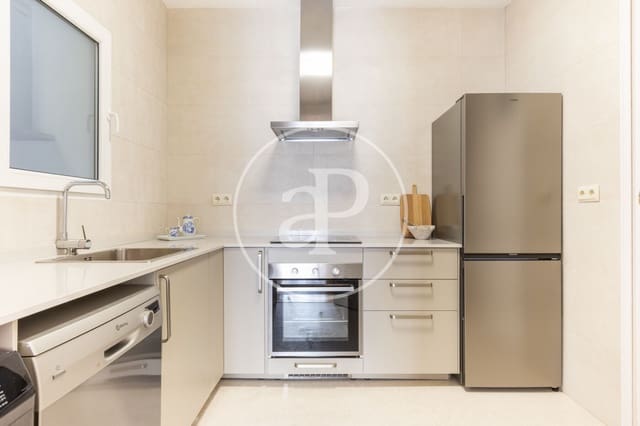 3 sypialnia Apartament do wynajęcia w La Gran Via, Miasto Walencja - 2 500 € (Ref: 9619600)