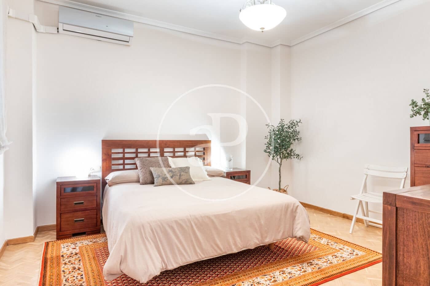 3 soverom Leilighet til leie i Valencia by - € 2 500 (Ref: 9619600)