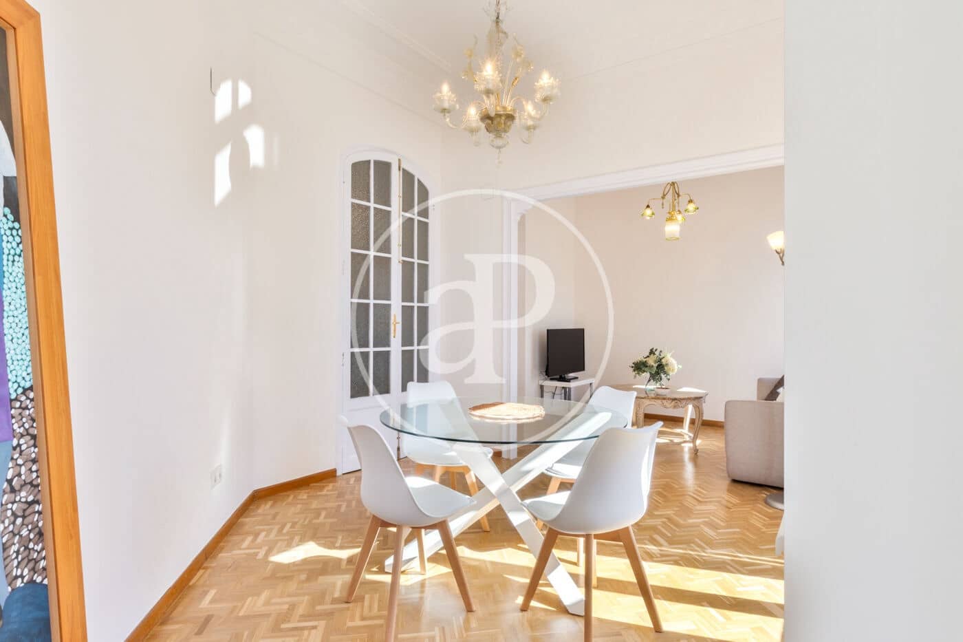 3 soverom Leilighet til leie i Valencia by - € 2 500 (Ref: 9619600)