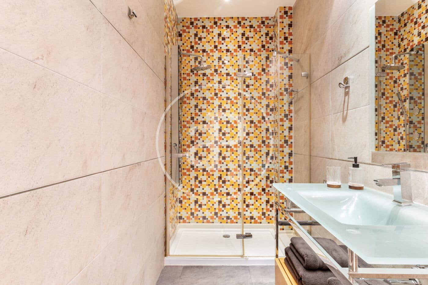 3 soverom Leilighet til leie i Valencia by - € 2 500 (Ref: 9619600)