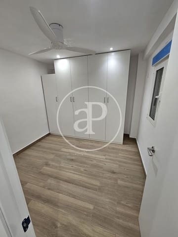 3 bedroom Apartment for rent in Sant Antoni, Valencia city - € 1,500 (Ref: 9625956)