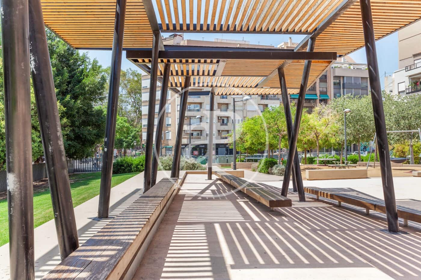 3 bedroom Apartment for rent in Valencia city - € 1,500 (Ref: 9625956)