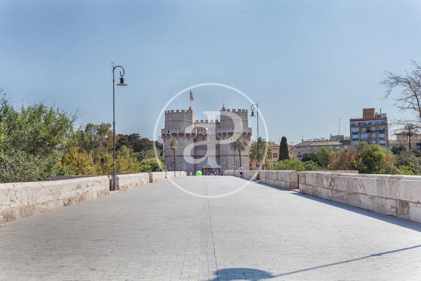 3 bedroom Apartment for rent in Valencia city - € 1,500 (Ref: 9625956)