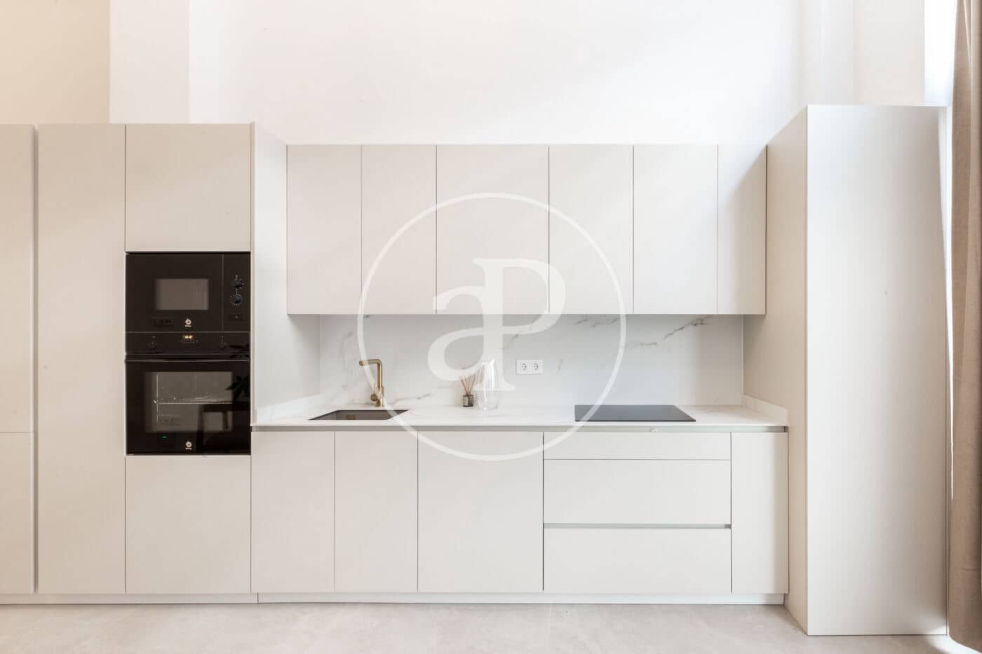 1 sovrum Lägenhet till salu i Valencia stad - 237 500 € (Ref: 9625957)