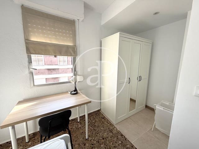 7 Zimmer Apartment zu verkaufen in En Corts, València Stadt - 600.000 € (Ref: 9625958)