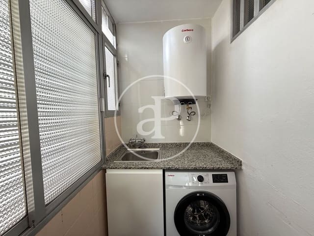 7 Zimmer Apartment zu verkaufen in En Corts, València Stadt - 600.000 € (Ref: 9625958)