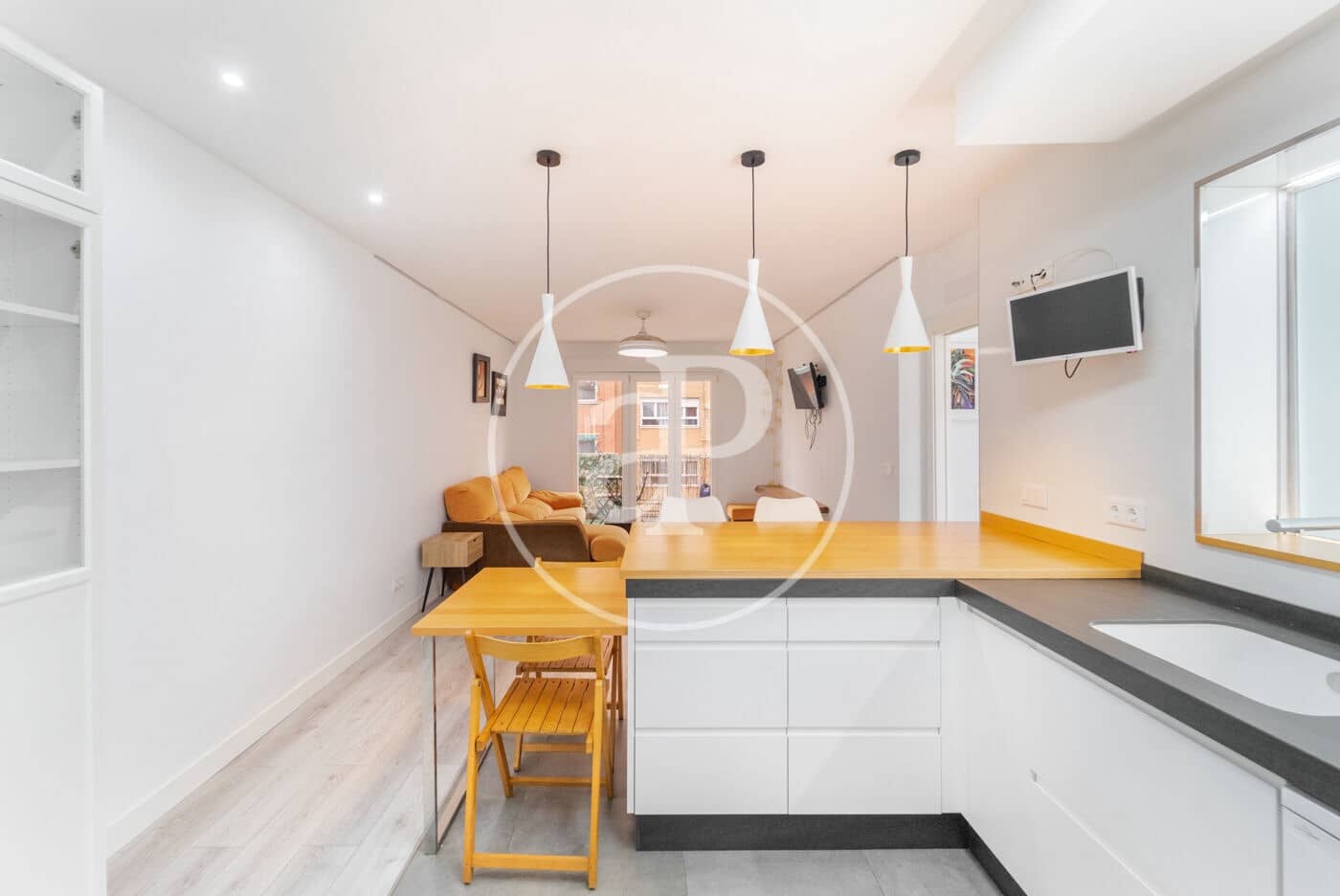 3 bedroom Apartment for sale in Alcoy / Alcoi - € 139,000 (Ref: 9625961)