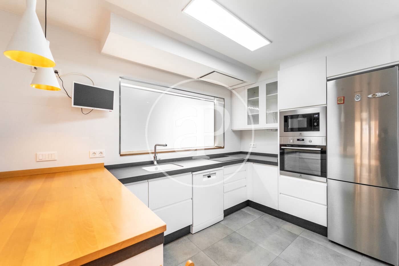 3 bedroom Apartment for sale in Alcoy / Alcoi - € 139,000 (Ref: 9625961)