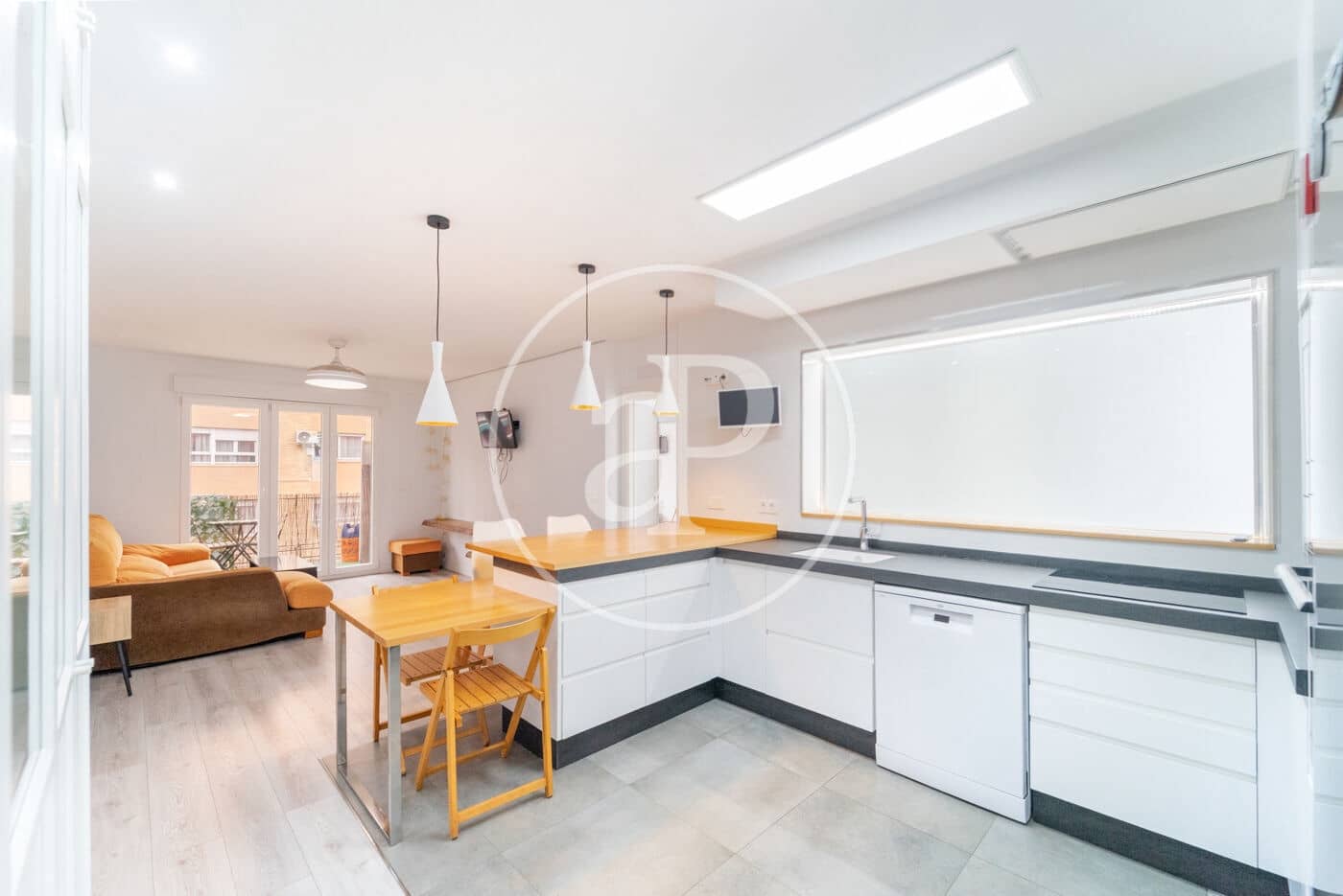 3 bedroom Apartment for sale in Alcoy / Alcoi - € 139,000 (Ref: 9625961)