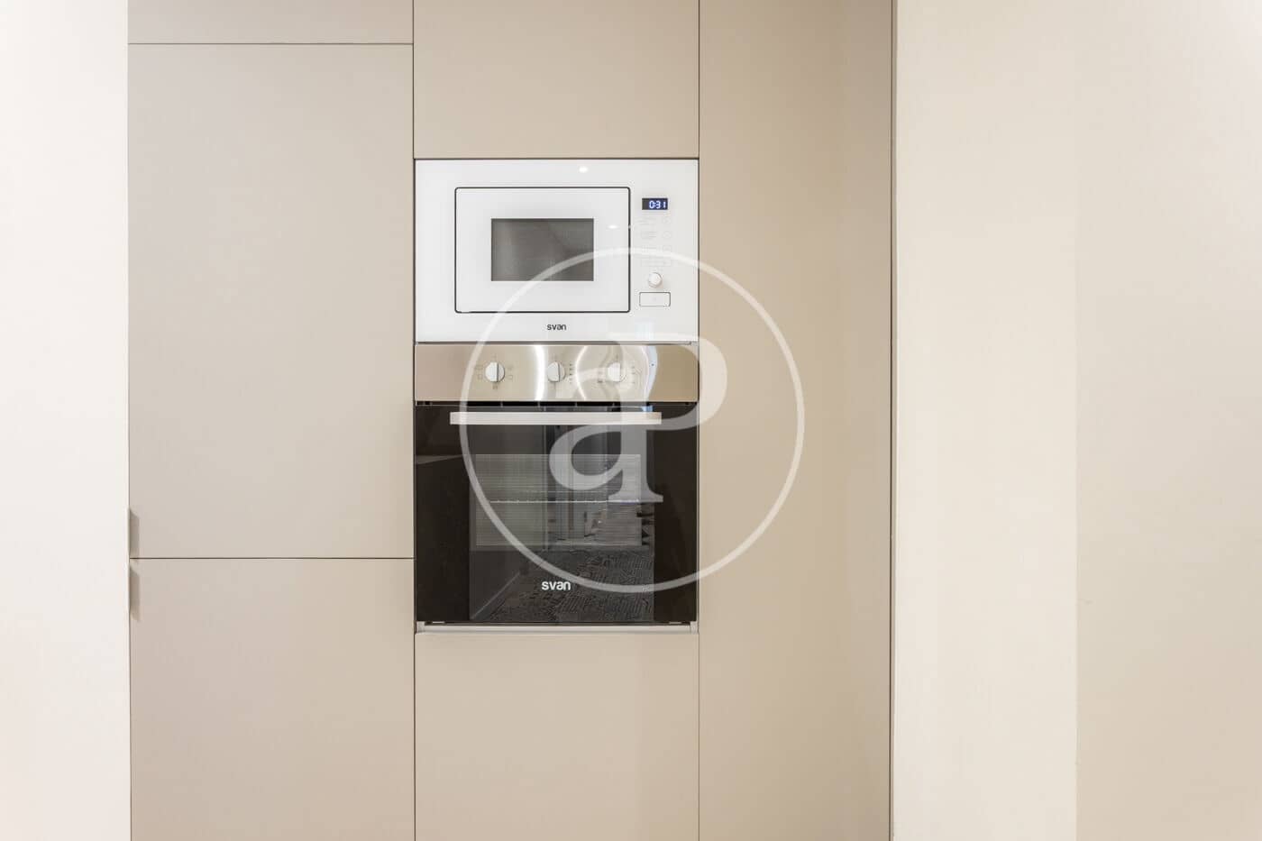 2 slaapkamer Appartement te huur in Valencia stad - € 1.600 (Ref: 9627662)