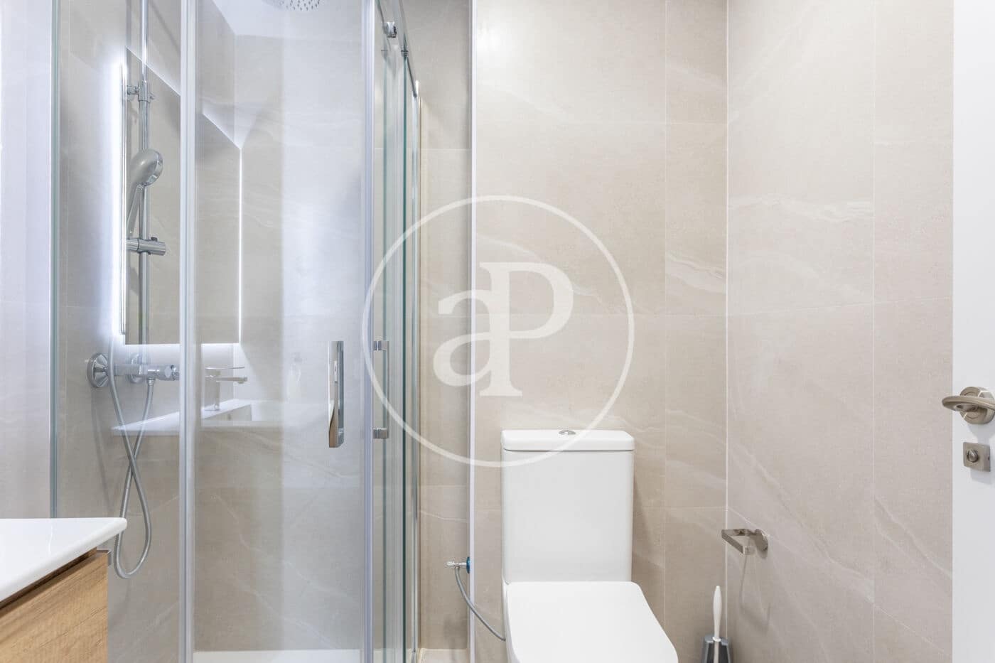 2 slaapkamer Appartement te huur in Valencia stad - € 1.600 (Ref: 9627662)