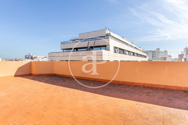 Penthouse de 2 chambres à louer à Arrancapins, Valence ville - 1 700 € (Ref: 9627663)