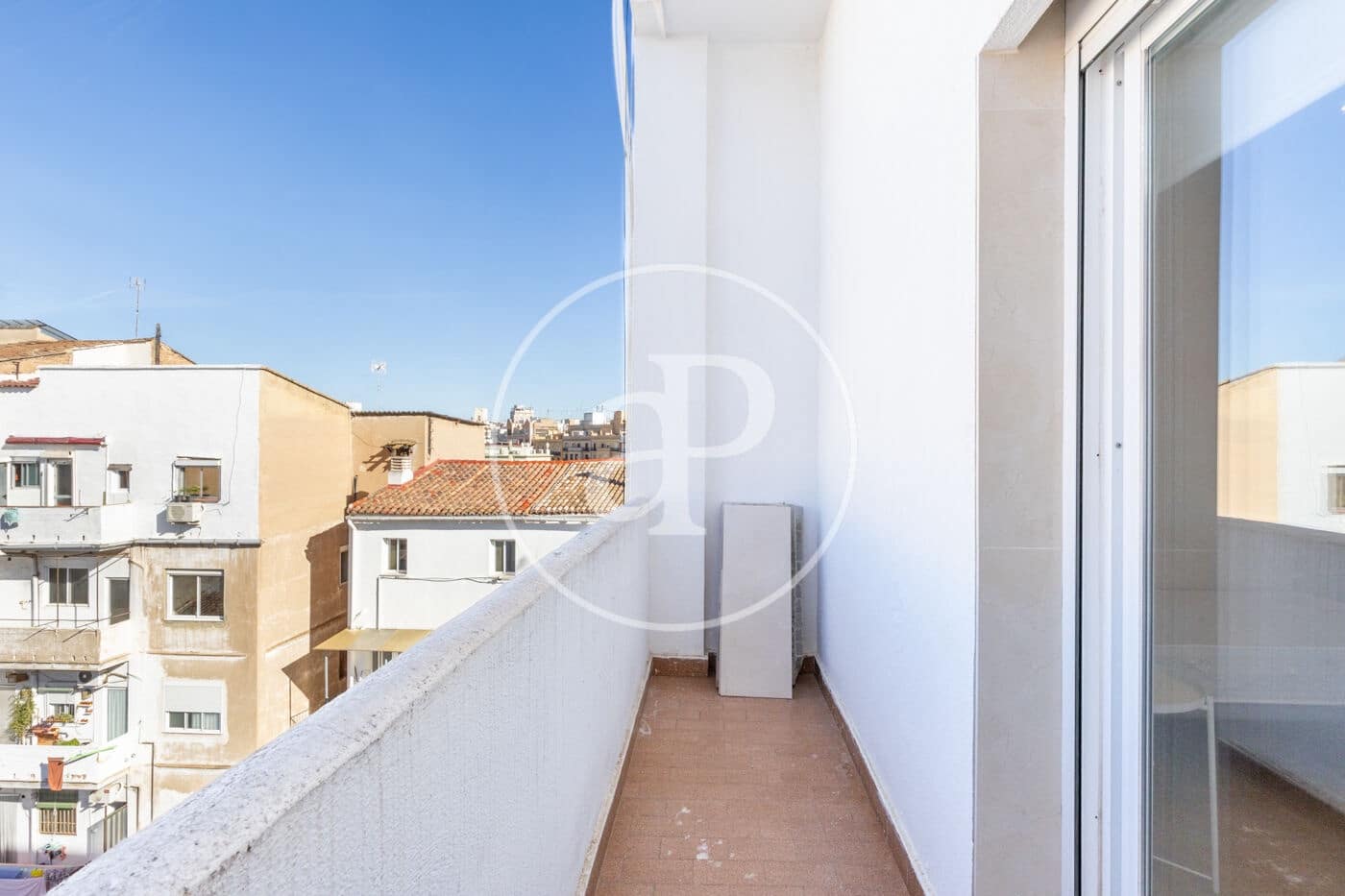 Penthouse de 2 chambres à louer à Valence ville - 1 700 € (Ref: 9627663)