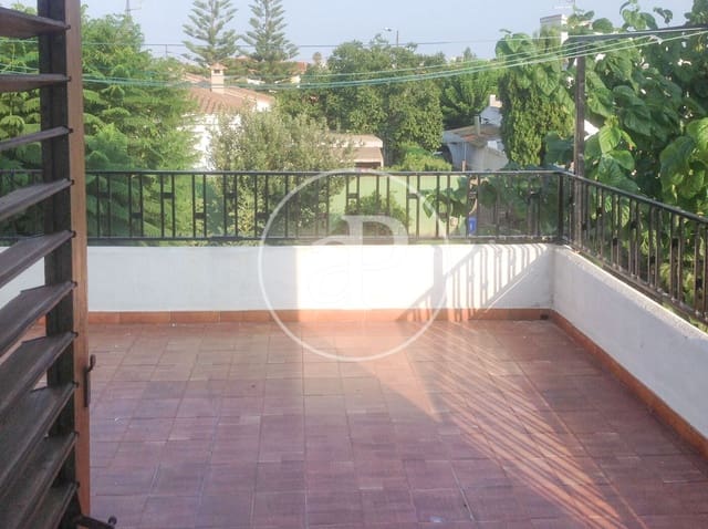 4 sypialnia Willa na sprzedaż w El Grau de Castelló, Castelló de la Plana z basenem - 352 000 € (Ref: 9627664)