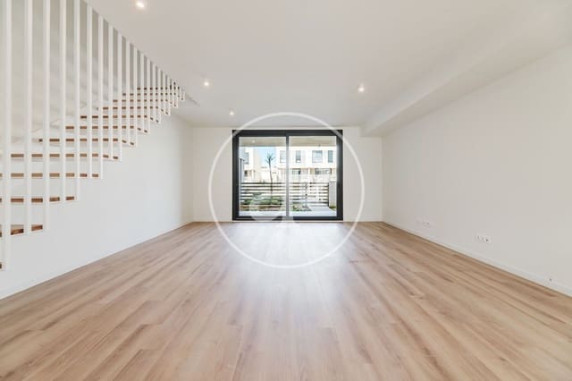 4 soveværelse Lejlighed til leje i San Antonio de Benagéber med swimmingpool - € 2.500 (Ref: 9630358)