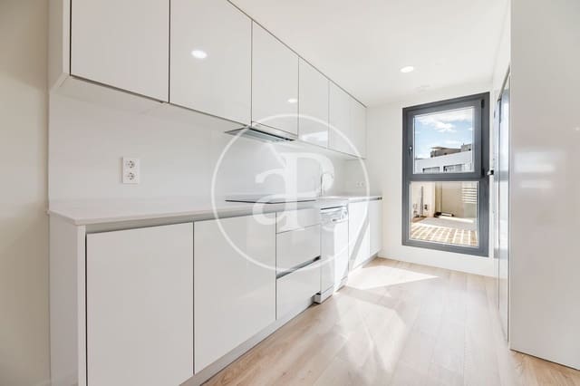 4 soveværelse Lejlighed til leje i San Antonio de Benagéber med swimmingpool - € 2.500 (Ref: 9630358)