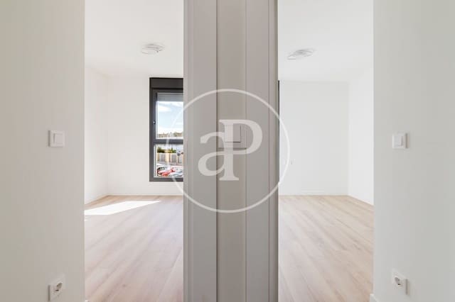 4 soveværelse Lejlighed til leje i San Antonio de Benagéber med swimmingpool - € 2.500 (Ref: 9630358)