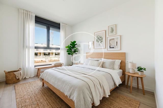 4 soveværelse Lejlighed til leje i San Antonio de Benagéber med swimmingpool - € 2.500 (Ref: 9630358)