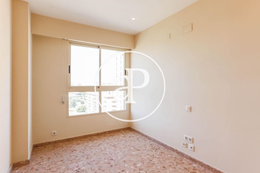 3 slaapkamer Appartement te koop in Valencia stad met zwembad - € 600.000 (Ref: 9630359)