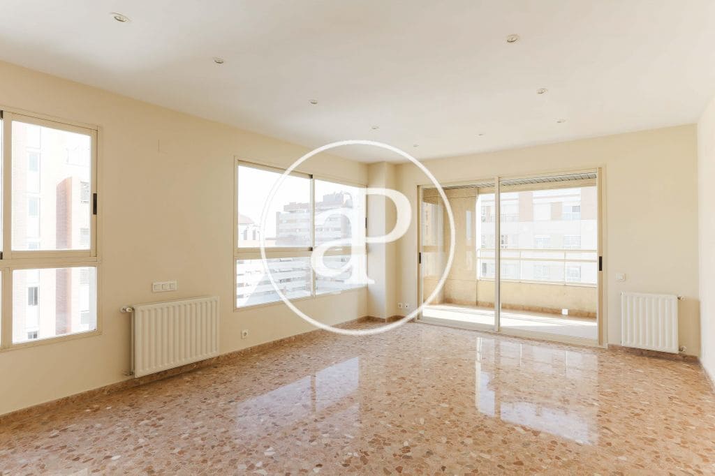 3 slaapkamer Appartement te koop in Valencia stad met zwembad - € 600.000 (Ref: 9630359)