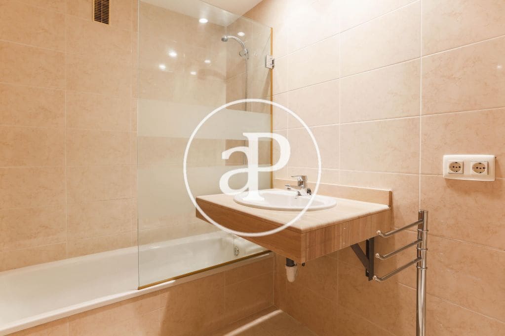 3 slaapkamer Appartement te koop in Valencia stad met zwembad - € 600.000 (Ref: 9630359)