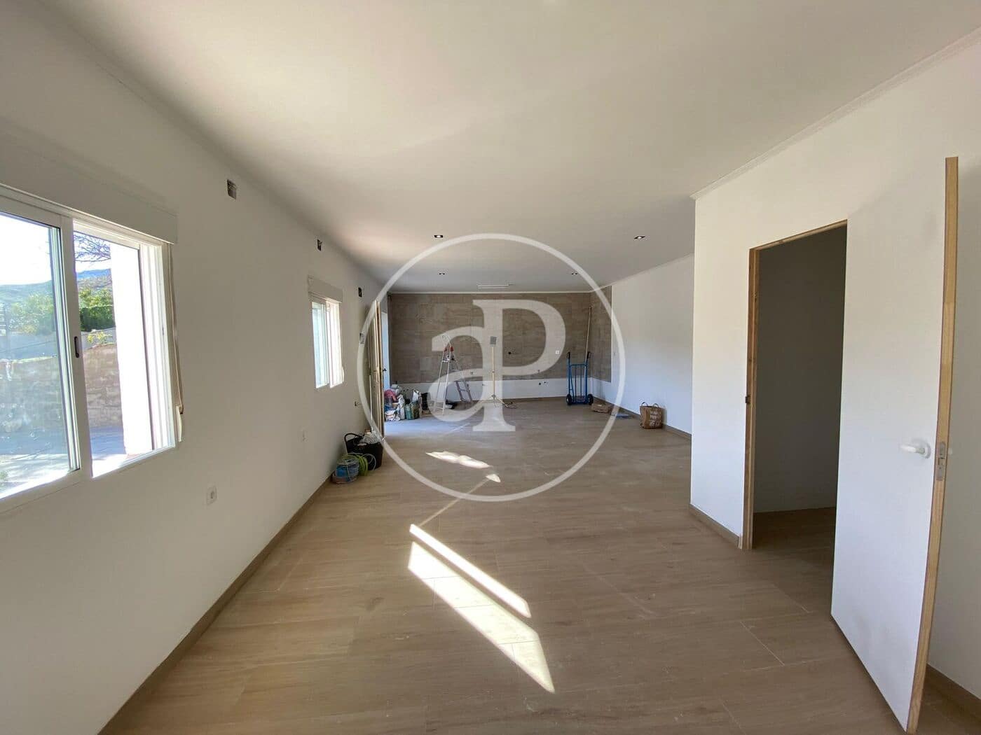 6 makuuhuone Huvila myytävänä paikassa Turis mukana uima-altaan - 360 000 € (Ref: 9630360)