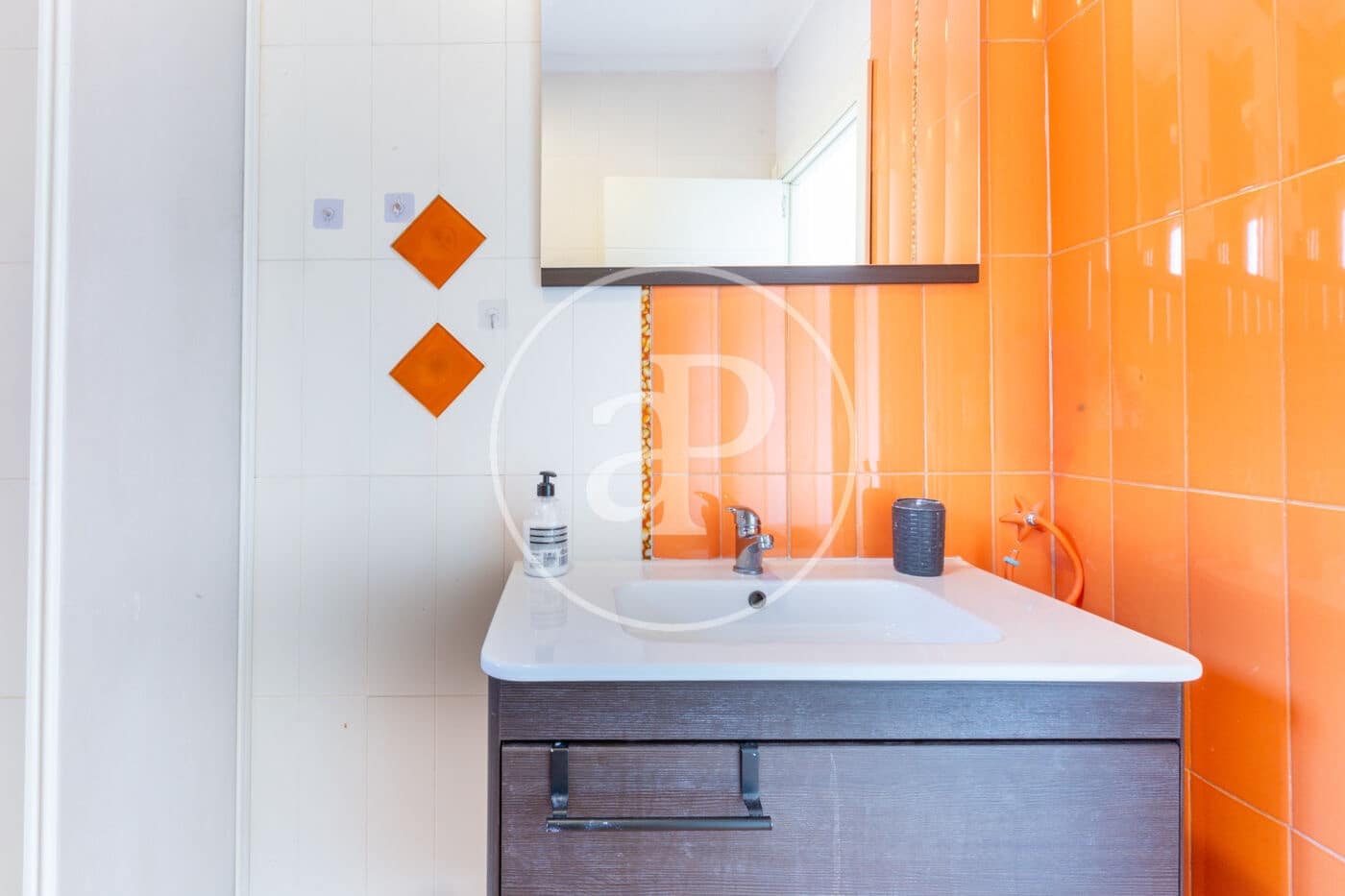 6 bedroom Villa for sale in Turis with pool - € 360,000 (Ref: 9630360)