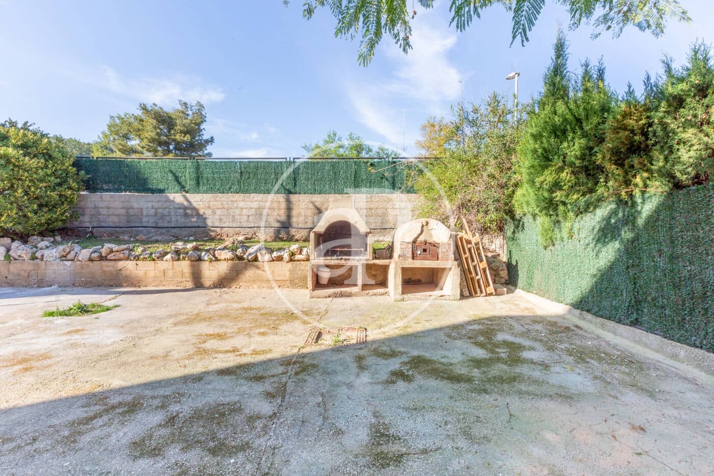 6 bedroom Villa for sale in Turis with pool - € 360,000 (Ref: 9630360)