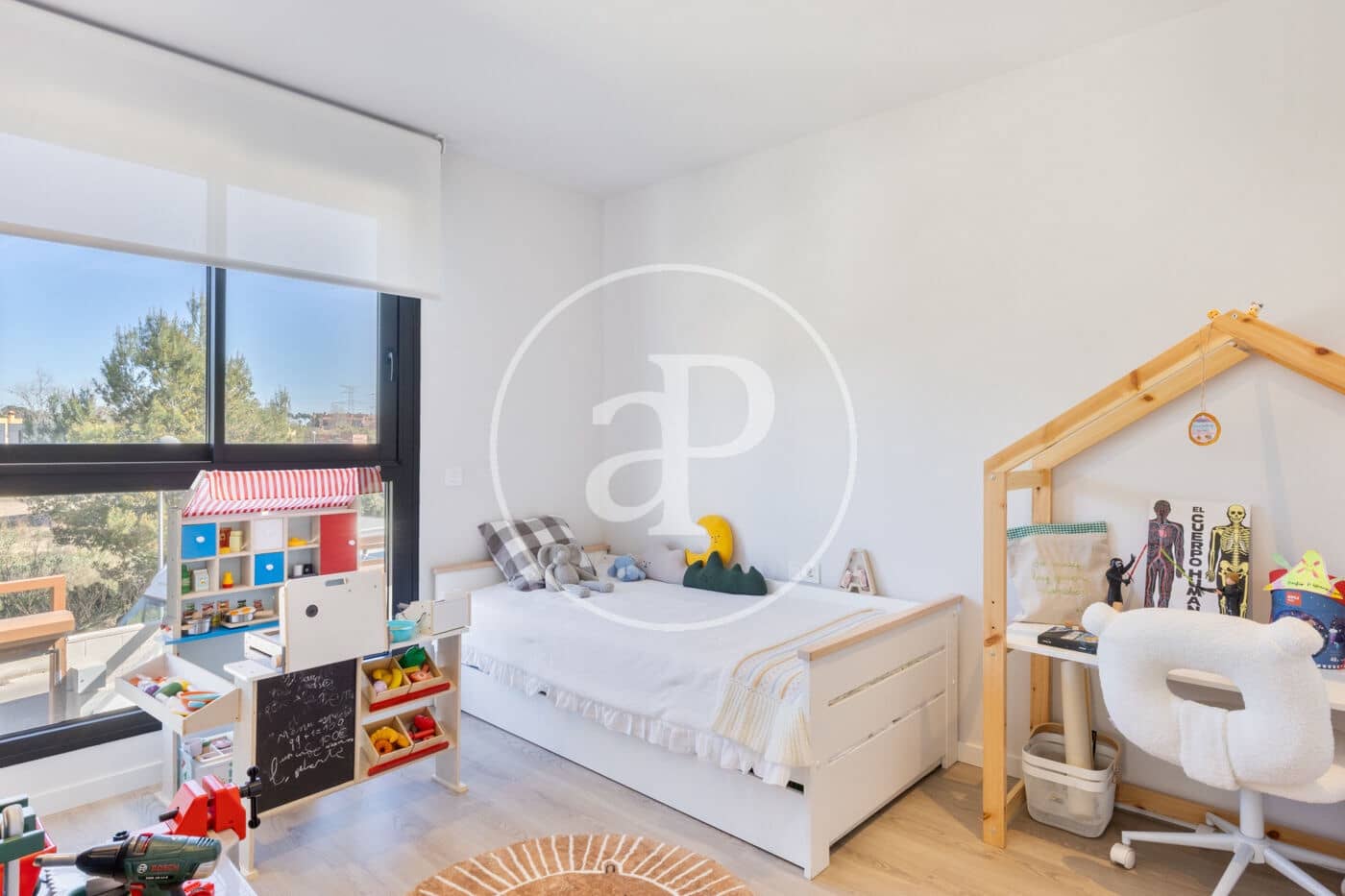 4 bedroom Villa for rent in Betera with pool - € 3,750 (Ref: 9630362)