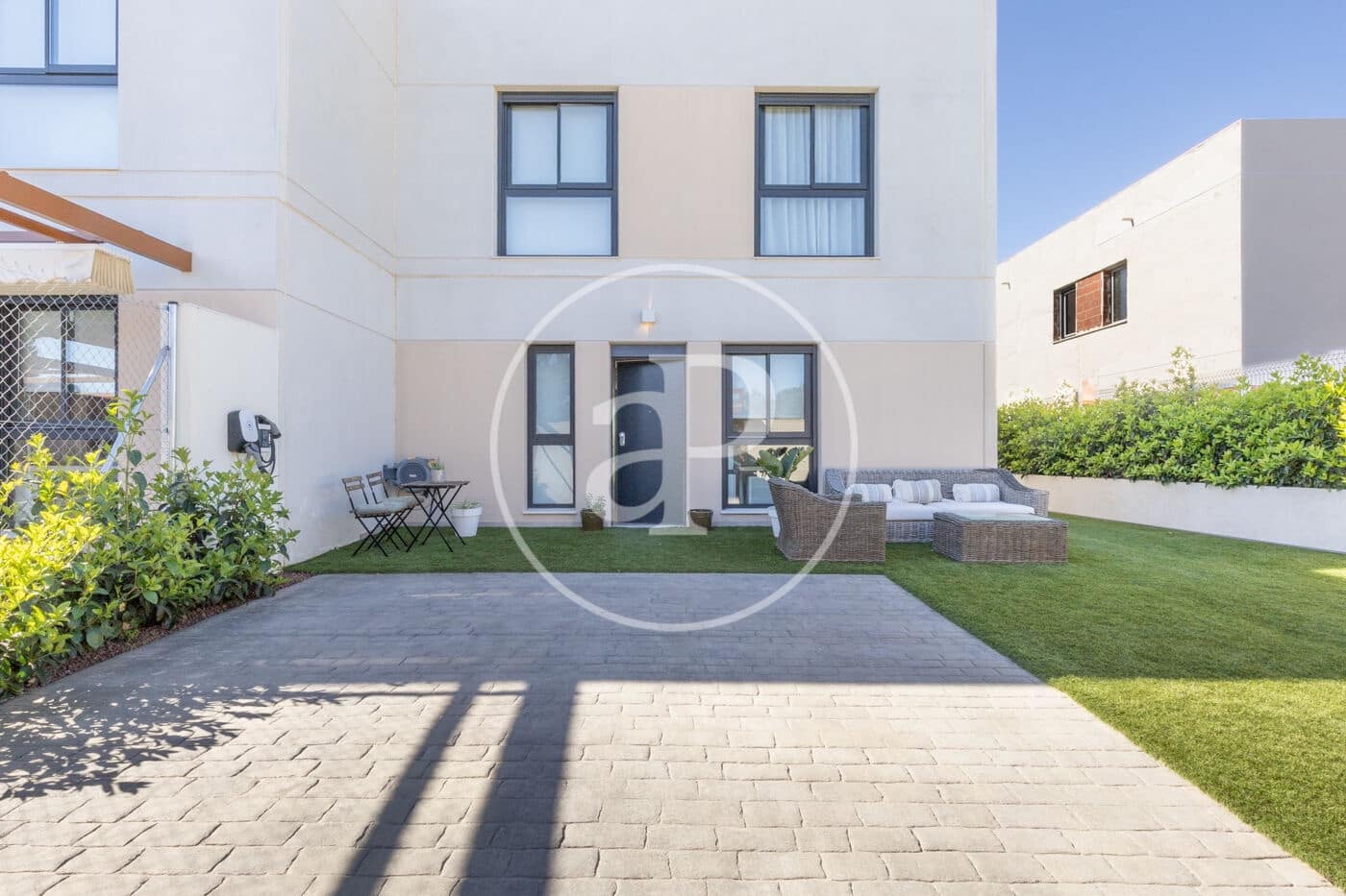 4 bedroom Villa for rent in Betera with pool - € 3,750 (Ref: 9630362)