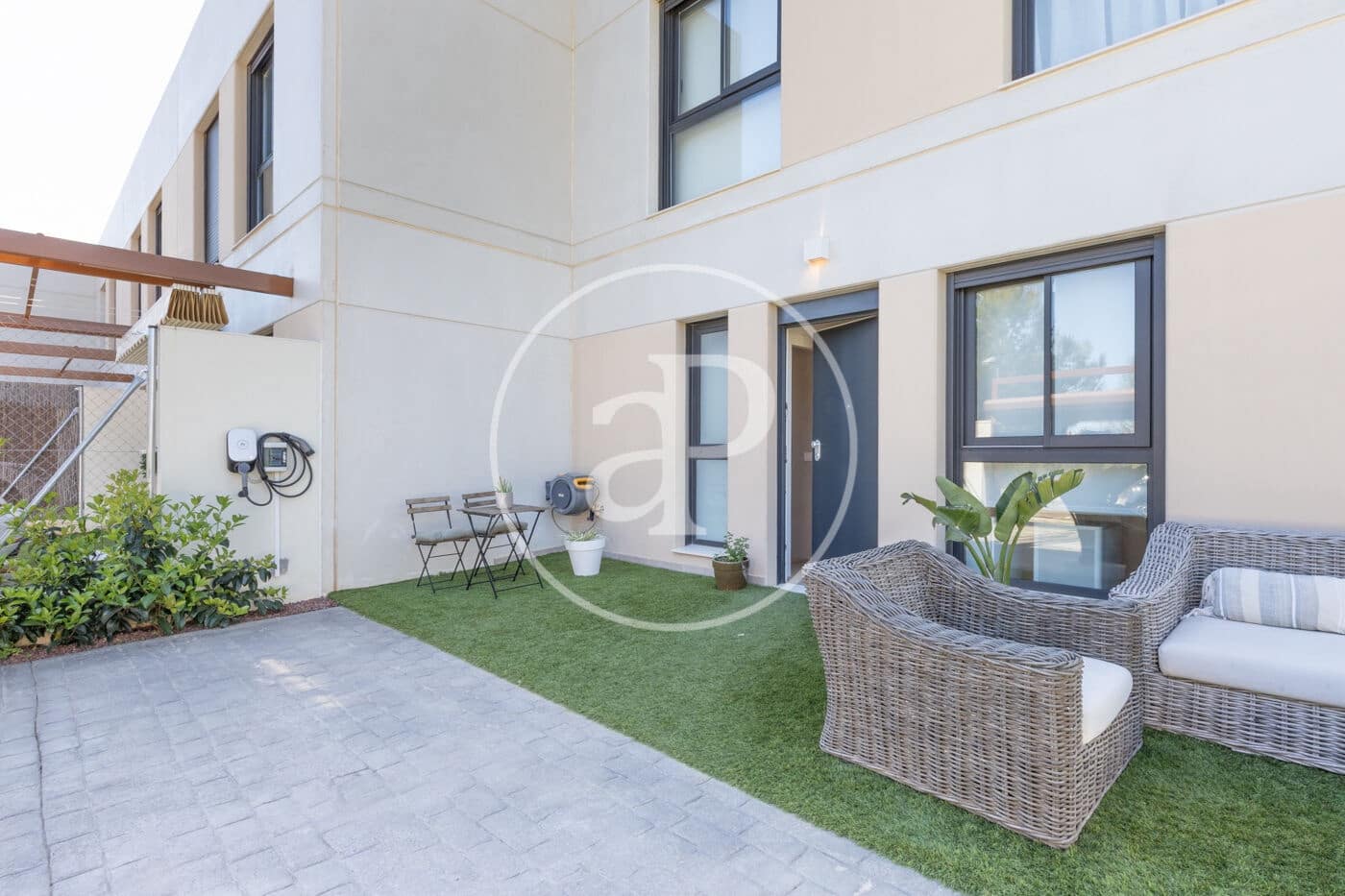 4 bedroom Villa for rent in Betera with pool - € 3,750 (Ref: 9630362)